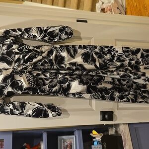 FARM RIO Maxi Dress Womens Large Black White Chita Woodcut  Floral Resort NEW